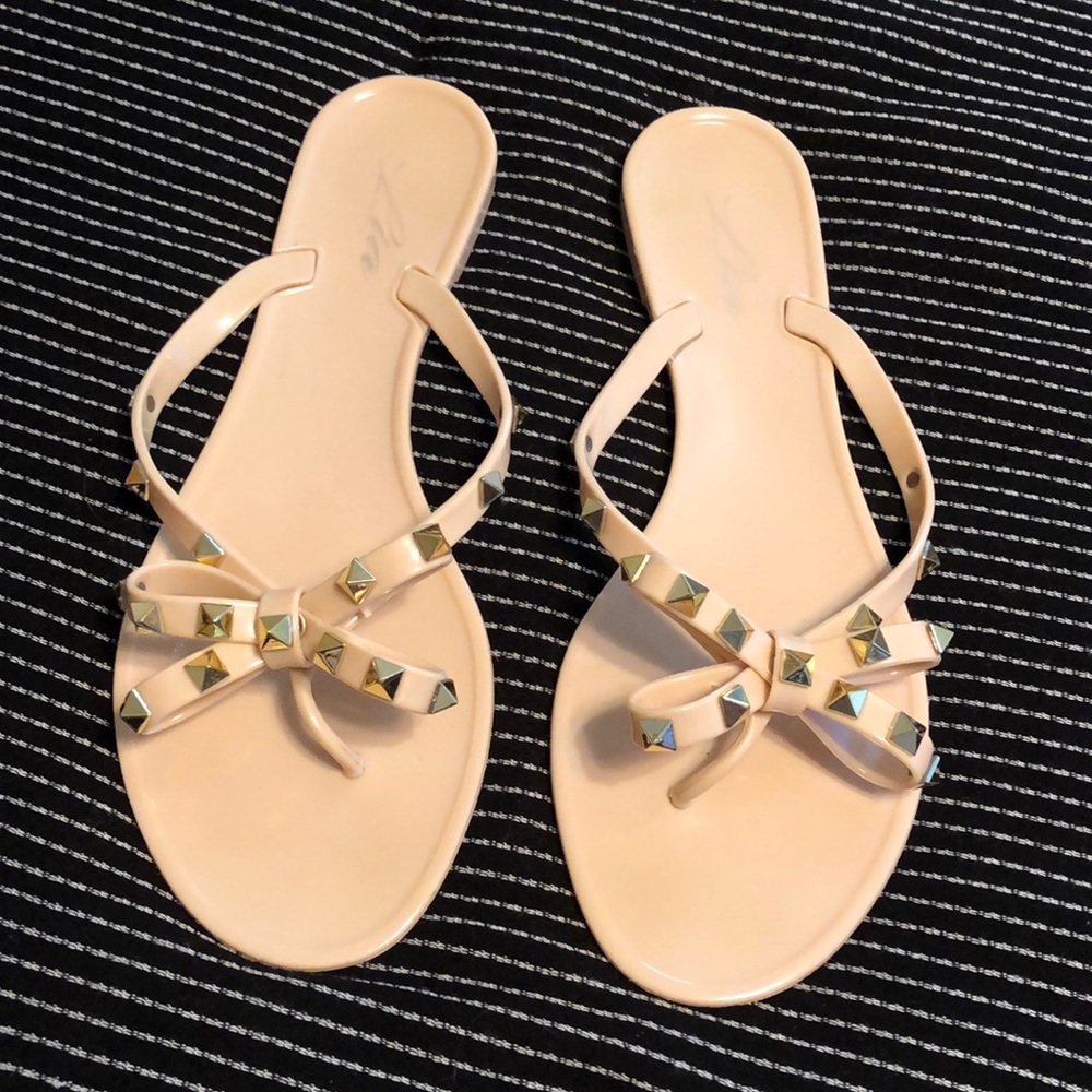 Light Tan Studded Jelly Flip Flops